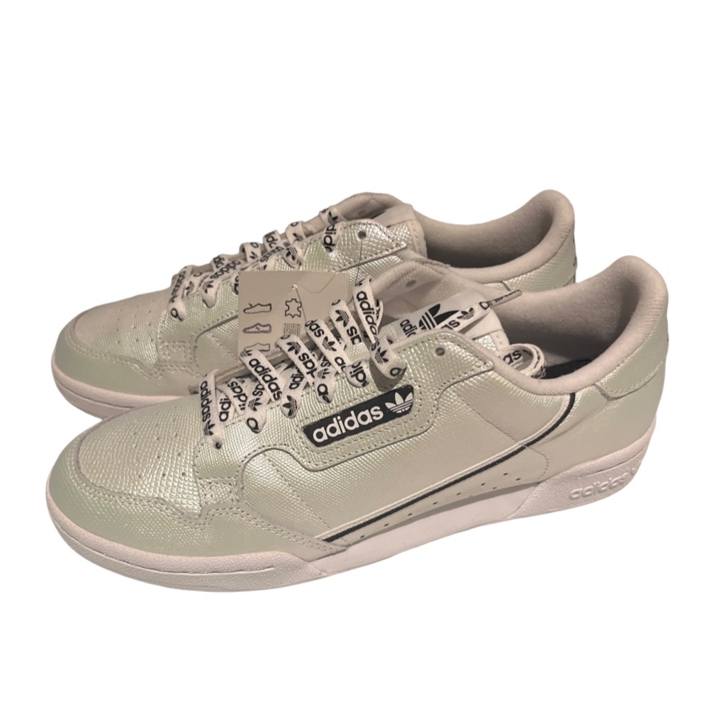 NWT continental 80’s Adidas sneakers - size 9.5